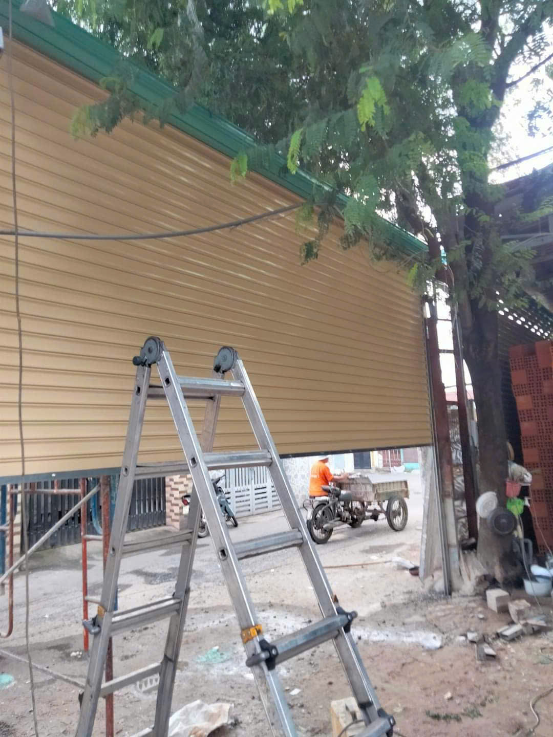 thi công cửa cuốn tphcm cửa cuốn tphcm giá rẻ